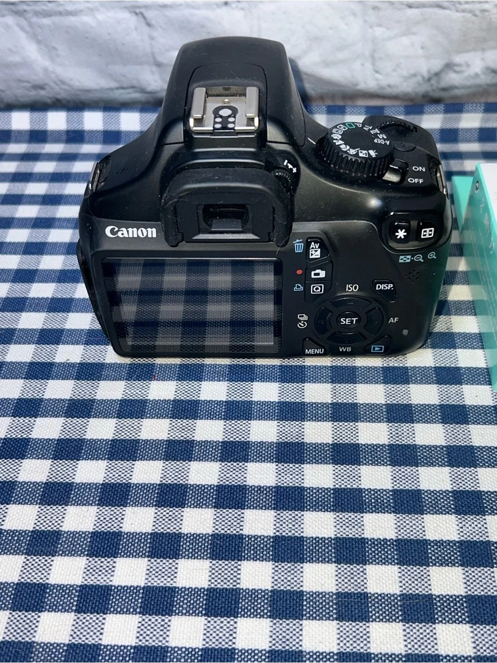 Canon Rebel T3 12.2 MP Digital Camera Body Only Battery & Charger 💯 EUC